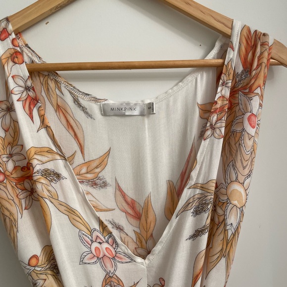 Mink Pink Printed Maxi Dress - Picture 5 of 5